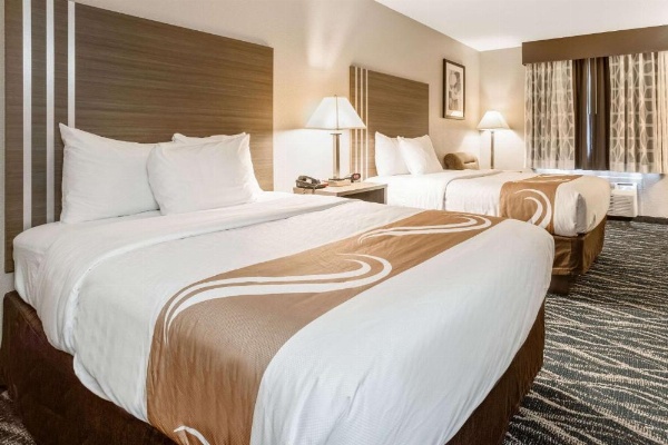 Quality Inn Effingham image 12