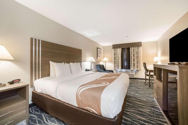 Quality Inn Effingham image 13