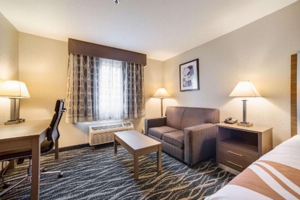 Quality Inn Effingham image 16