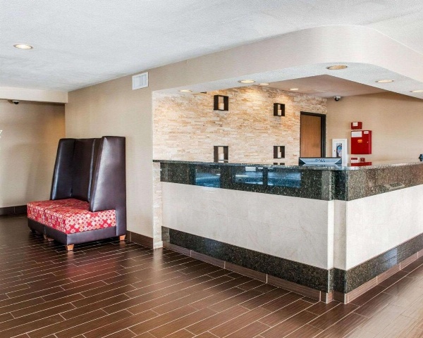 Quality Inn Effingham image 4