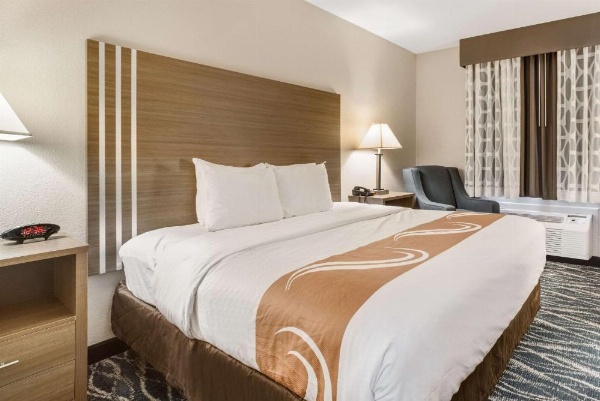 Quality Inn Effingham image 8